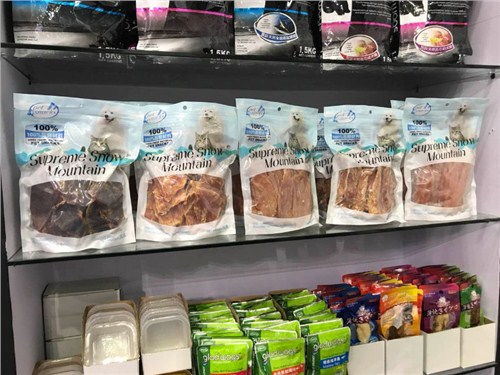 四川寵物食品OEM加工 掘金千億寵物市場的本土優(yōu)勢