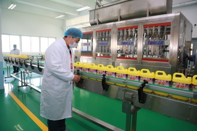 年度18次市場抽檢全合格，京東11.11前走進(jìn)洛娃溯源寵物食品品質(zhì)密碼